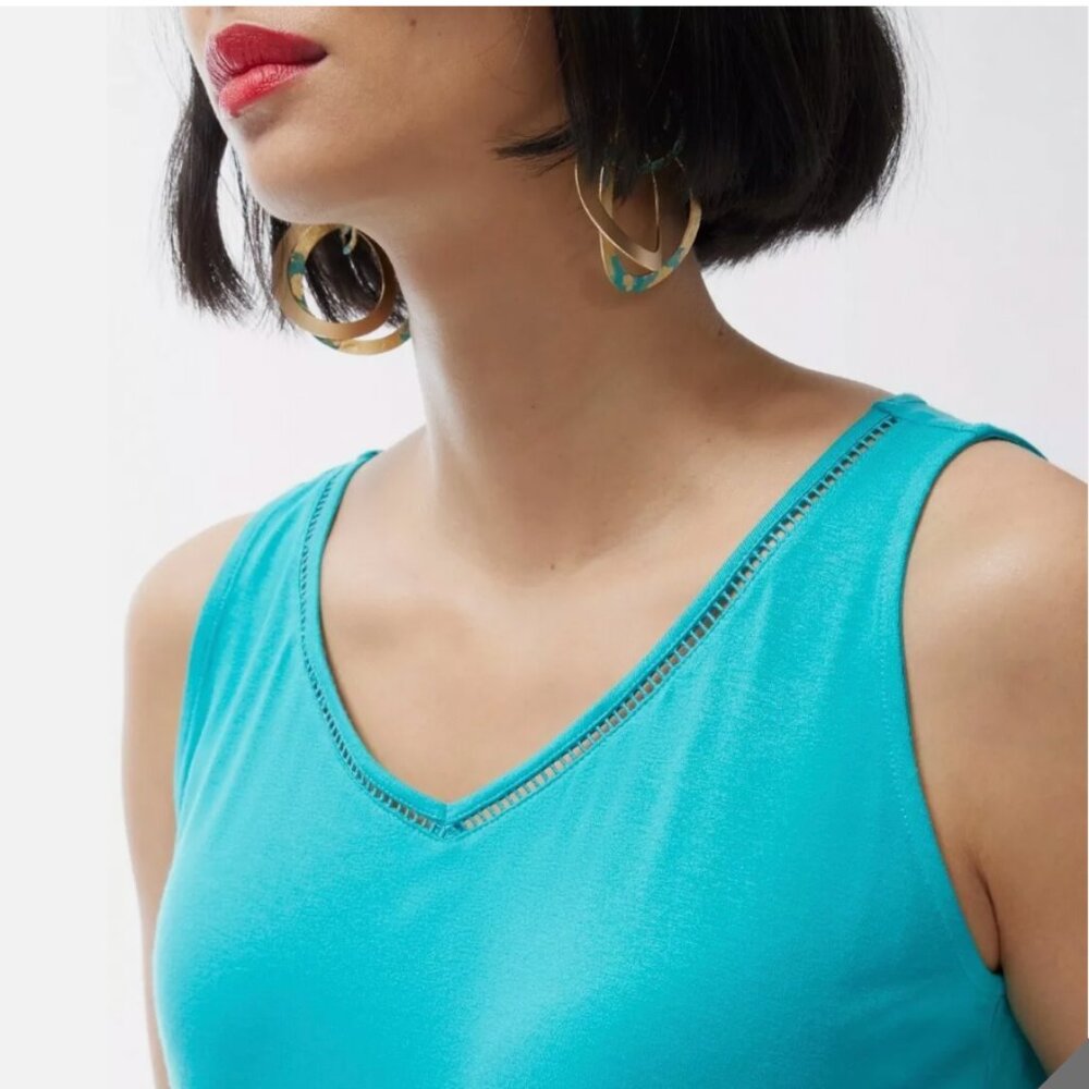 CHICO'S Touch of Cool Eyelet Tank